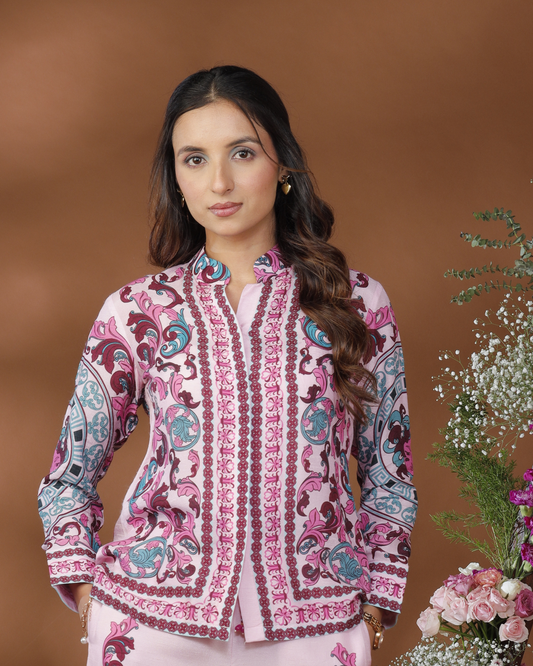 LUREA- Shirt